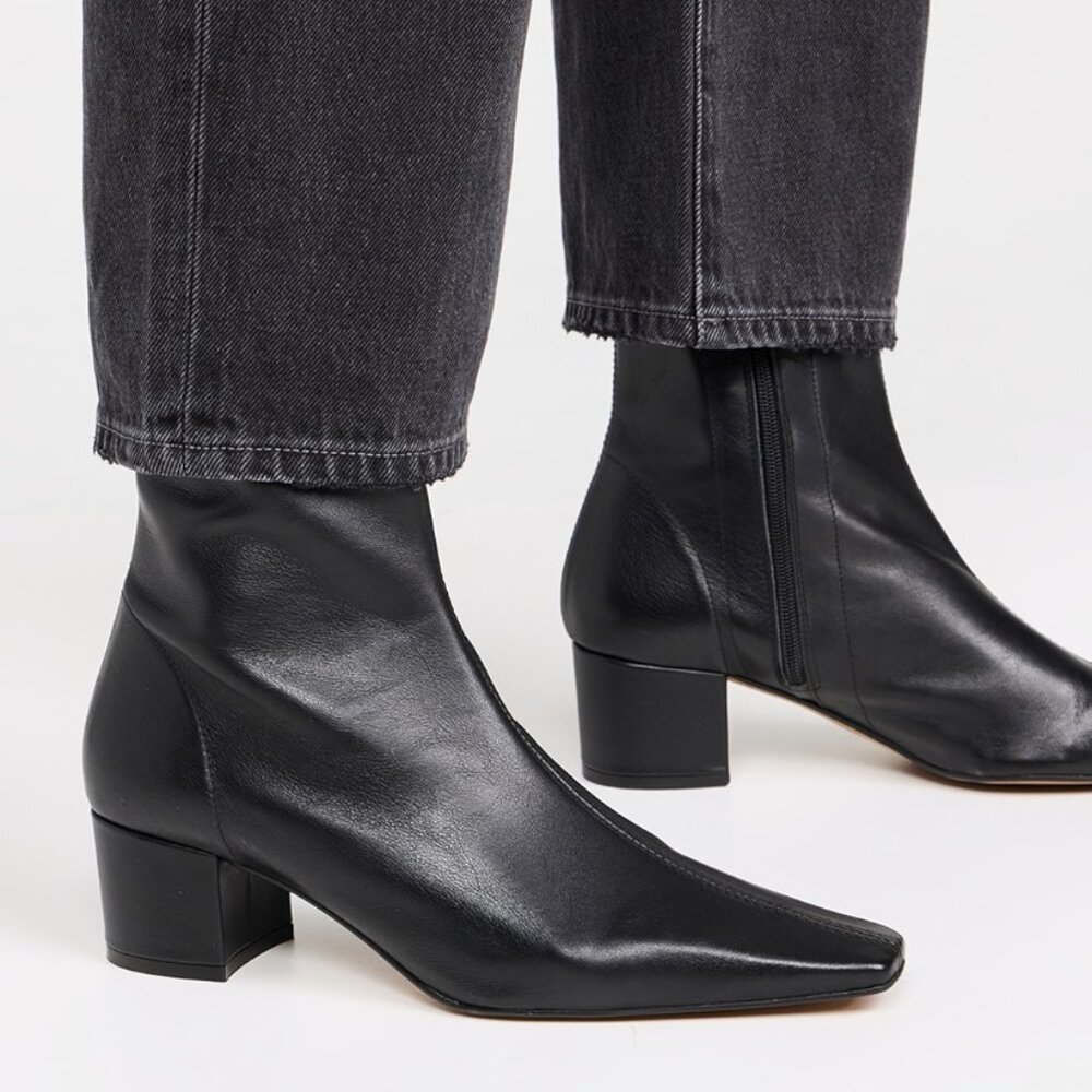 Intentionally Blank Carlton Booties, Size 38 aka 8W
